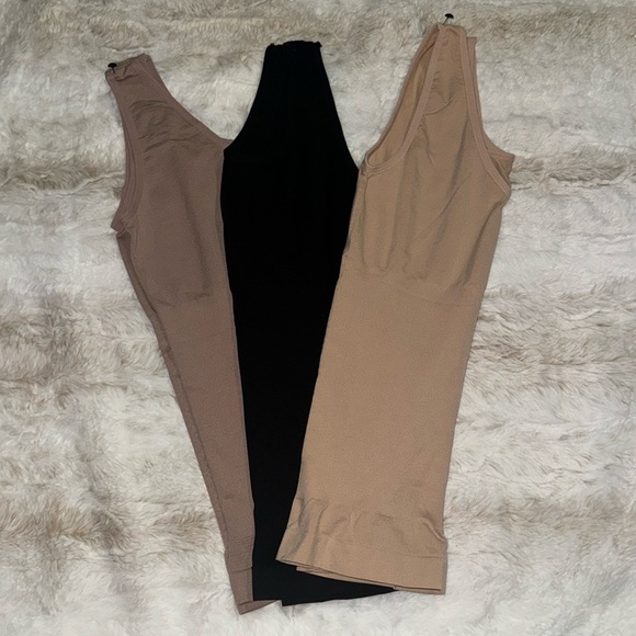 Bundle of 3 skinny girl body shaping slimming tank tops (577) - Picture 1 of 4